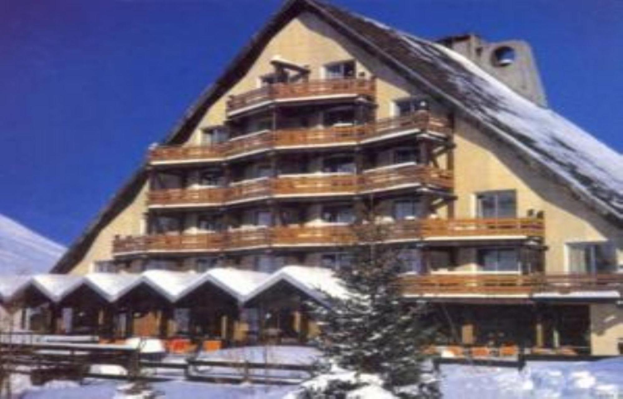 Hotel Adret Ле дез Альп Экстерьер фото
